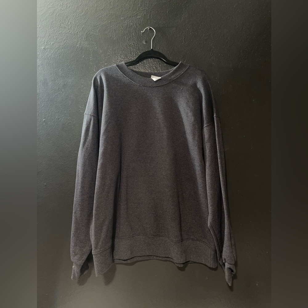 HANES Crewneck Sweatshirt